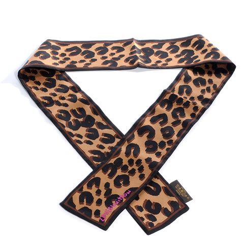 louis vuitton leopard bandeau|louis vuitton foulard.